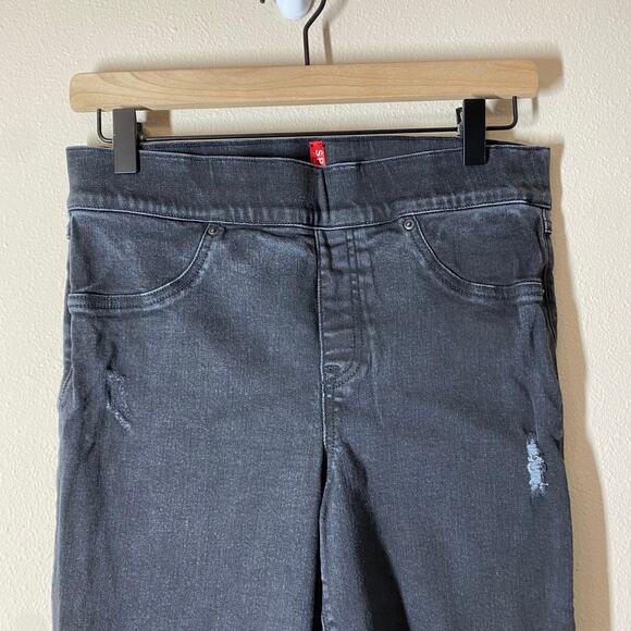 Spanx Women's Vintage Distressed Ankle Skinny Jeans Black Pull On Size Medium - Picture 3 of 16